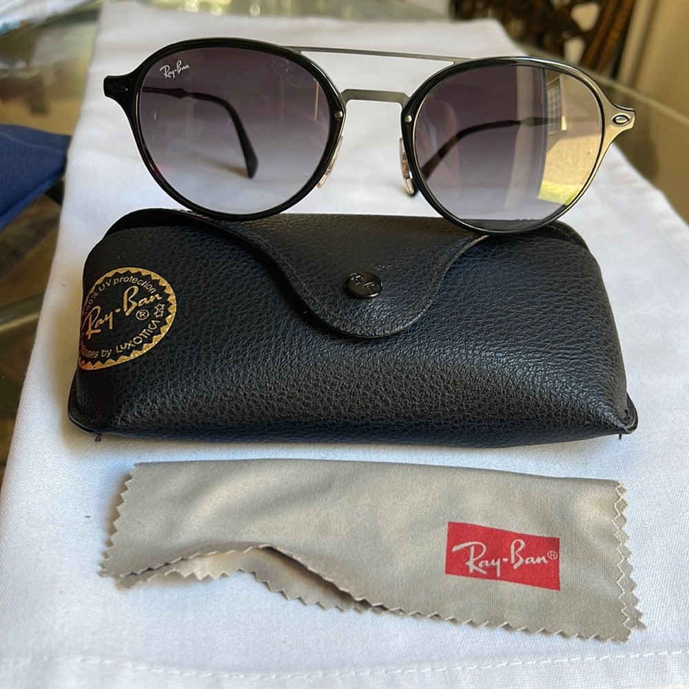RAY BAN 4287 601/8G 55 22 140 LightRay full rim round frames. Gray lens, so cool
